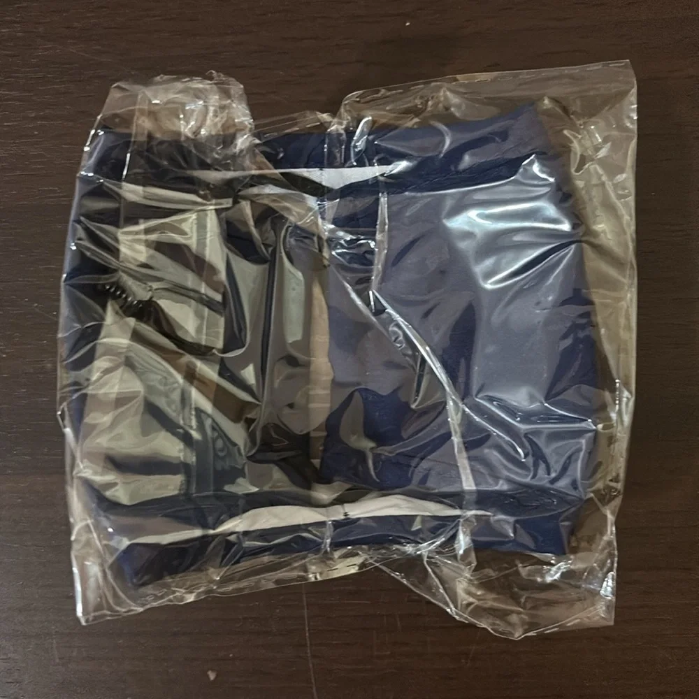 🆕 NWT Clear Talking Face Mask, Great for Teaching! New In Plastic